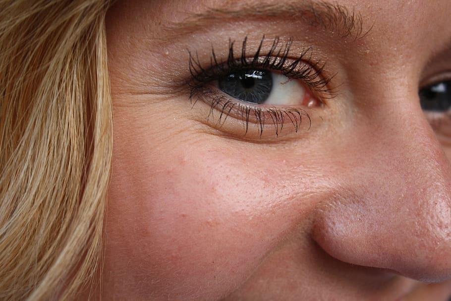 closeup of a woman's eyes with some wrinkles around them
