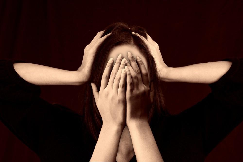debilitating migraine pain causes light and sound sensitivity